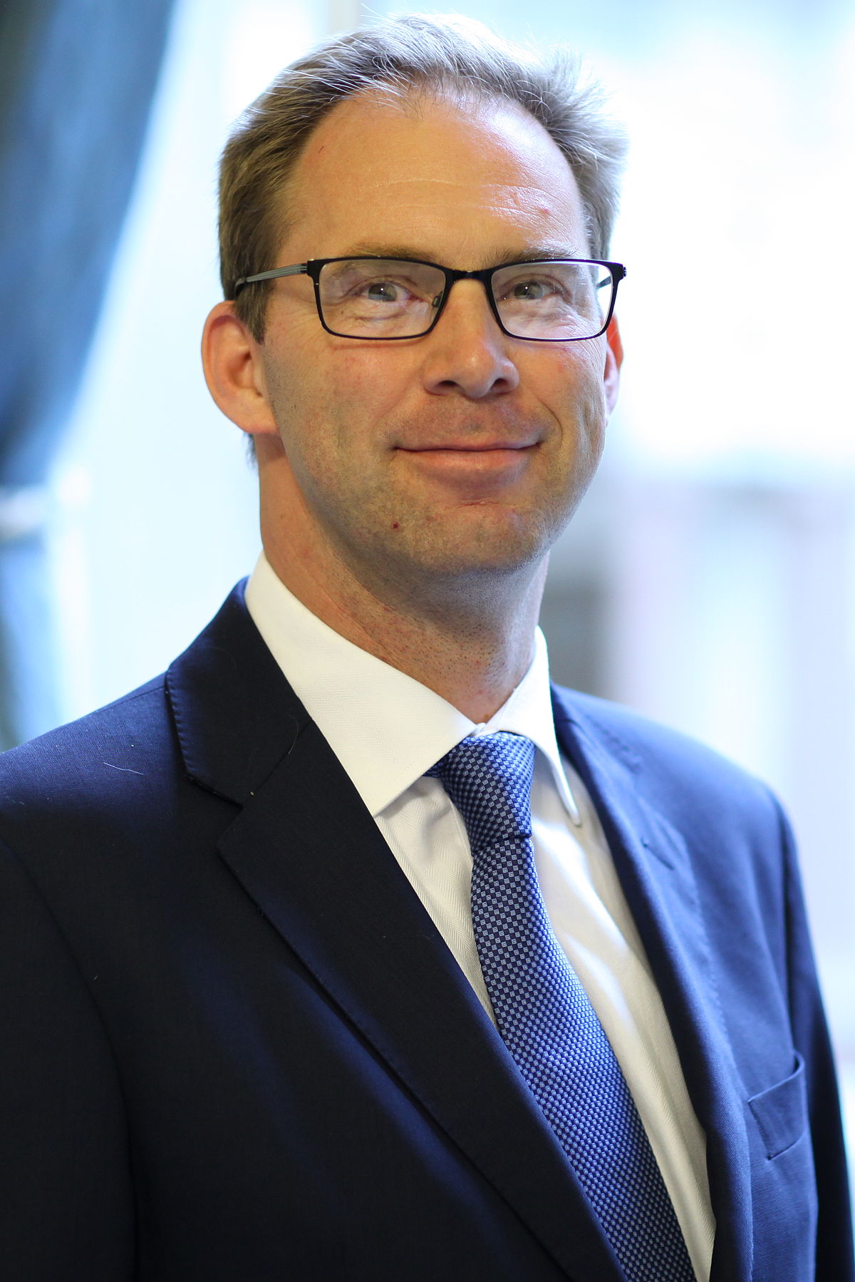 Tobias Ellwood Wiki Wife, Parents and Net Worth 1