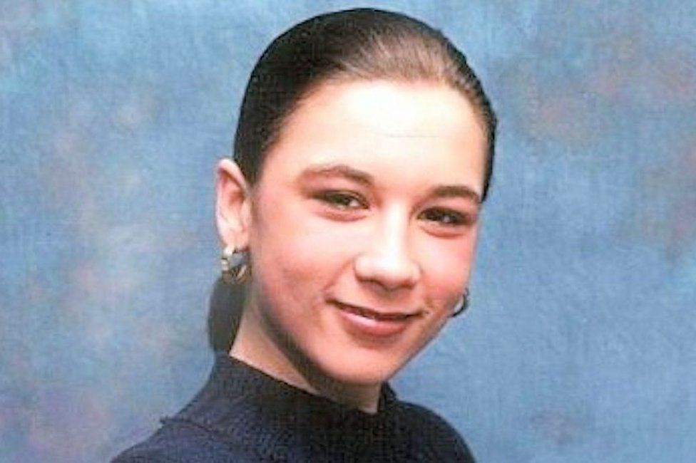 Carmel Fenech Missing, 16-year-old Teen missing from West Sussex. 1