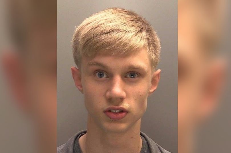 Sam Sommerville Missing, 17-year-old missing from Widnes. 1